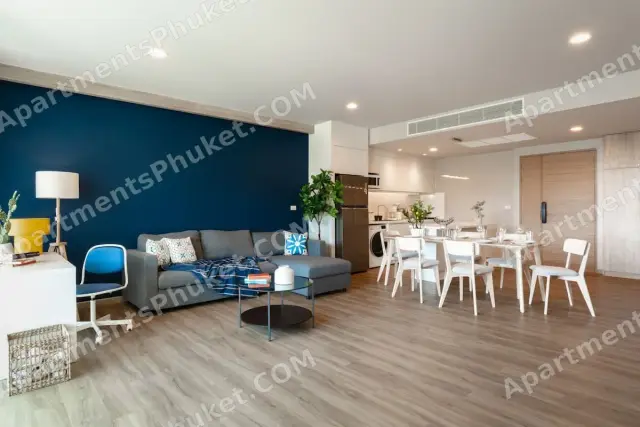Просторные семейные апартаменты 114 м² с видом на море и горы у пляжа Карон
